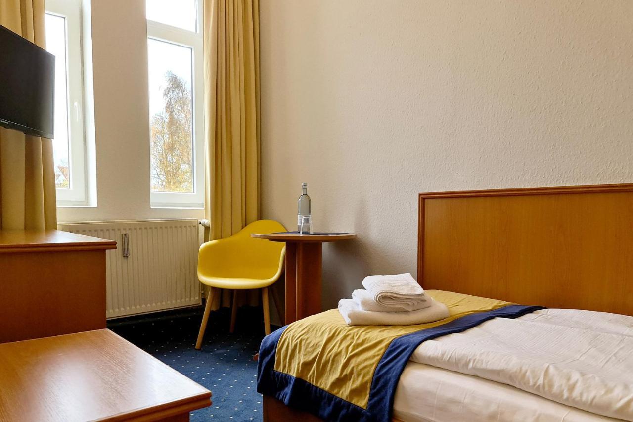 Hotel Zur Traube Ostseebad Kühlungsborn Exteriör bild